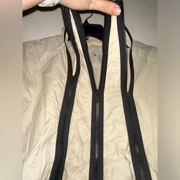 Adidas by Stella McCartney women’s cream nylon 3 zip front lightweight jacket S - Picture 3 of 14